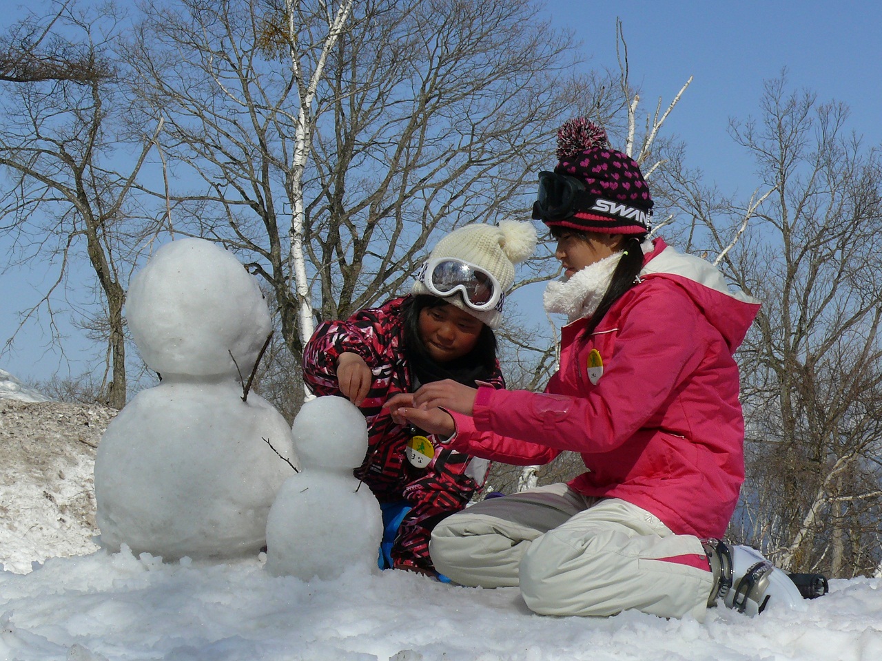 スキー体験プログラム、初日は雪あそび