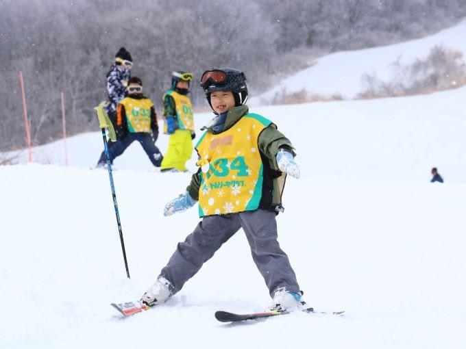 ツアー一覧 小学生の春休み 子供だけの自然体験旅行 スキーキャンプ スキーツアー 夏休み サマーキャンプ サマースクール トムソーヤクラブ